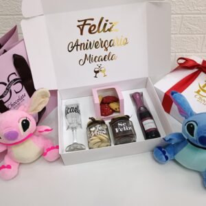 Box con dos peluches